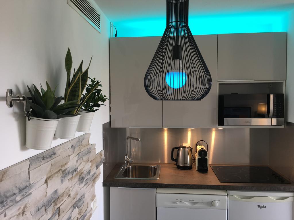 Myhome Riviera - Cannes Sea View Apartment Rentals מראה חיצוני תמונה